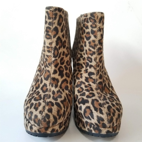BCBGeneration Vance 2 Leopard Wedge Heesl Ankle Booties Platform Boots Women's - Picture 10 of 13